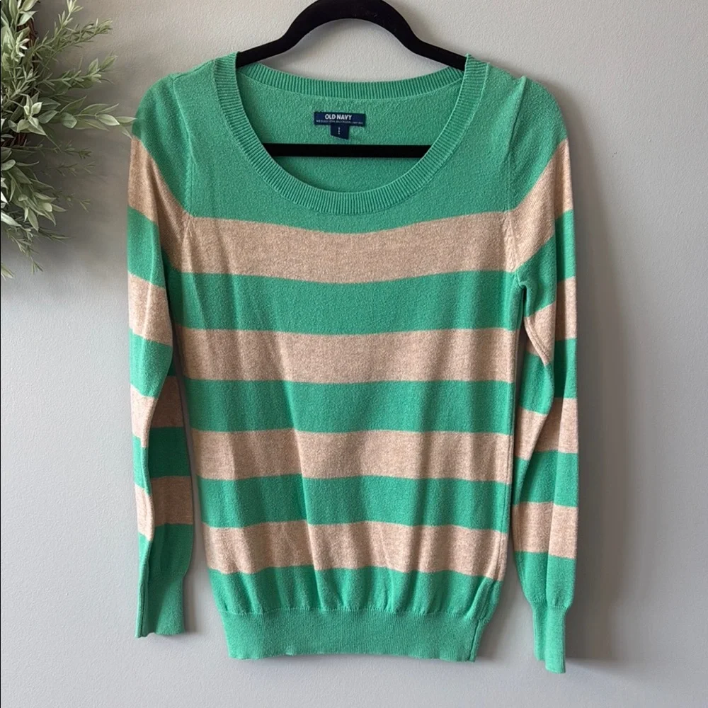 π 3/$20 Old Navy Green and Tan Striped Lightweight Sweater Size Small - Picture 1 of 5